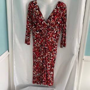 Red three-quarter sleeve dress